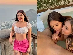 Andriza Haack y su amiga chupándosela al grandullón del hidro