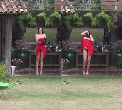 Mujer muy guapa en bikini y toalla