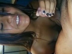18 años dando una mamada babosa