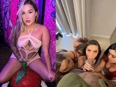 Vick Tarta de Fresa y sus amigas chupándosela a la traviesa enana Pistolinha