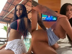 Zorra con el culo perfecto, grande y hermoso follando a cuatro patas
