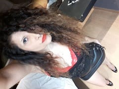 Morena Argentina En Lenceria A Cuatro Patas Tomando La Polla Del Cliente Y Poner La Camara Delante De Ella