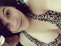 Creyente cachonda grabó un vídeo casero teniendo sexo con un compañero y acabó en la red