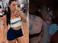 Mujer follando en una orgía con doble penetración y chupando varias veces