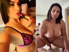 Mujer deliciosa milf follando a cuatro patas y sentada en el poste
