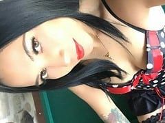 Morena Tatuada Ninfeta Mexicana Tuvo un Sexo Caliente con su Novio y Grabó un Video de Ella Rebotando en su Polla