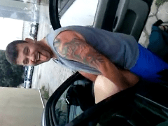 Hombre da Paraíba convence a una joven de 18 años de su familia para prostituirse y se la come en el coche