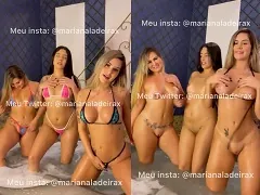 Mujer desnuda con su hermana y amiga en la bañera
