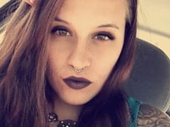 Otro video amateur brasileño muy excitante con esta gordita amateur muy traviesa haciéndose chupar el coño antes de ponerse con la polla