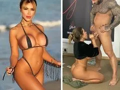 Abogada traviesa de rodillas para mamar la leche de su amiga