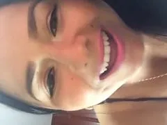 La morena más sexy de São Paulo graba un vídeo para que sus seguidores de Instagram vean lo deliciosa que está