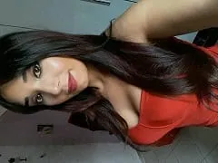 Deliciosa esposa paid su lover un boquetinho y stayed en su espalda taking un mucho de rabo mientras la cornudo filmed ella