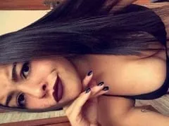 “Hum, qué erección” Tamires Ninfeta muy caliente pagó una mamada en Moral e hizo que su pareja se corriera mucho en su boca