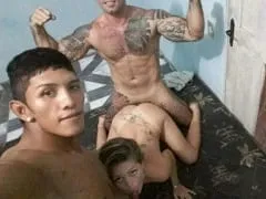 Hot Bitch From Manaus – AM Graba Video Y Algunas Fotos De Amateur Follando Con Dos Amigos Y Termina Filtrándose En La Web