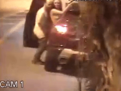 Reales de dándosela en la calle al dueño de BMG, Ricardo Guimarães